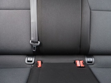 Skoda Octavia II Hatchback Facelifting 1.6 TDI CR DPF 105KM 2013 Skoda Octavia 1.6 TDI, Klima, Parktronic, zdjęcie 9