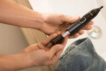 ТРИМЕР ДЛЯ УШЕЙ, БРОВЕЙ, НОСА, БОРОды PHILIPS 4 в 1