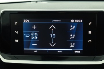 Peugeot 2008 II SUV 1.2 PureTech 100KM 2020 Peugeot 2008 1.2 PureTech, Skóra, Klima, zdjęcie 14