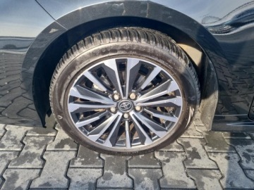 Toyota Corolla XII Sedan Facelifting 1.8 Hybrid 140KM 2023 Toyota Corolla 1.8 Hybrid Style Seria E21 (2019-), zdjęcie 2