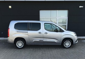 Toyota 2022 Toyota Proace City Verso 1.2 130KM Automat Business Line 7 osobowy 1.2, zdjęcie 4