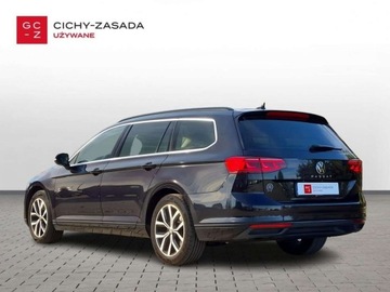 Volkswagen Passat B8 Variant Facelifting 2.0 TDI SCR 150KM 2022 Volkswagen Passat Variant SalonPL serwis ASO 2.0TDI 150KM MatrixLED pakiet, zdjęcie 2