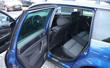 Volkswagen Passat B5 Kombi 1.9 TDI 130KM 2003 Volkswagen Passat Legendarny 1.9 TDI, Grzane fotele, Multifunkcja. 1.9, zdjęcie 9