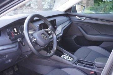 Skoda Octavia IV Liftback 1.0 TSI EVO 110KM 2022 Skoda Octavia DSG, e-Tec, Swiatla LED,Polski salon Bezwypadek,Kamera, Temp, zdjęcie 12