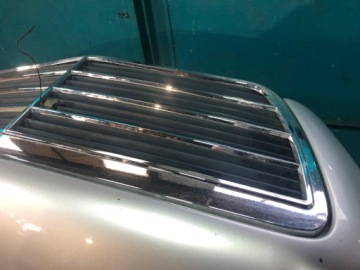 MERCEDES W210 ПОДЪЕМ КАПОТА КРЫШКА ДВИГАТЕЛЯ 744