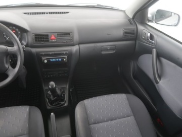 Skoda Octavia I Hatchback 1.9 TDI 101KM 2007 Skoda Octavia 1.9 TDI , Salon Polska, Serwis ASO, zdjęcie 7