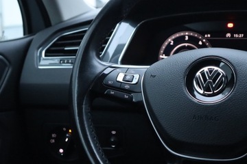 Volkswagen Tiguan Allspace SUV 2.0 TDI 150KM 2018 VW Tiguan Allspace 2.0 TDI, Salon Polska, zdjęcie 16