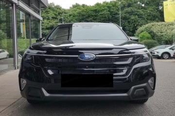 Subaru Forester VI 2025 Od ręki - e-Boxer Platinum 2.0i-L 150KM, zdjęcie 1