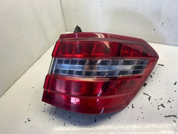 MERCEDES W212 LAMPA PRAWY TYŁ LED
