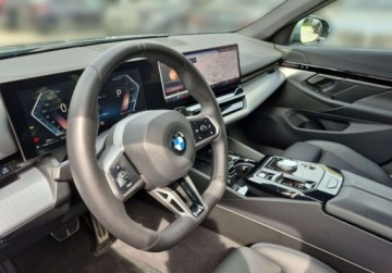BMW Seria 5 G90-91 Touring 2.0 520d 197KM 2024 BMW Seria 5 BMW 520d Touring M Sport, hak holowniczy, shadow line 2.0 197KM, zdjęcie 9