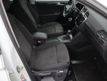 Volkswagen Tiguan II SUV Facelifting 1.5 TSI 150KM 2021 VW Tiguan 1.5 TSI, Salon Polska, 1. Właściciel, zdjęcie 8