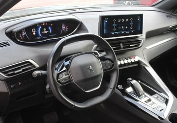 Peugeot 3008 II Crossover Facelifting  1.2 PureTech 130KM 2023 Peugeot 3008 Allure Pack EAT8 2023 Od RiA 1.2 Benzyna 130KM, zdjęcie 1