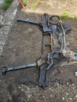 SANKI KOŁYSKA WÓZEK PRZÓD PEUGEOT 207 1.6 THP