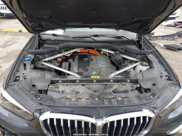 BMW X5 G05 2021 BMW X5 2021 BMW X5 xDrive45e Plug-In Hybrid 3.0 Benzyna 282KM, zdjęcie 8