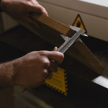 ТРАДИЦИОННЫЙ ШТАНВЕРТ 0–150 мм КОРПУС РУЧНОЙ АНАЛОГОВЫЙ МЕТАЛЛ ТОЧНЫЙ