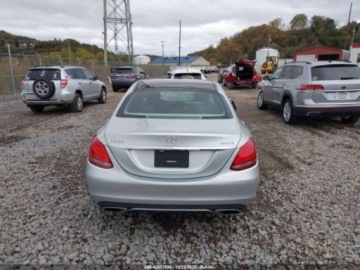 Mercedes Klasa C W205 2015 Mercedes-Benz Klasa C 2015 MERCEDES-BENZ C 300 LUXURY 4MATIC 2.0 Benzyna, zdjęcie 6