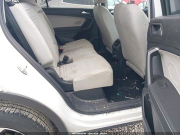 Volkswagen Tiguan II 2023 Volkswagen Tiguan 2.0T S 2023 2.0 Benzyna 184KM, zdjęcie 12