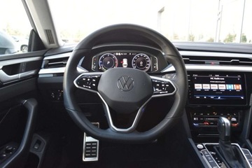 Volkswagen Arteon Fastback Facelifting 2.0 TDI SCR 150KM 2022 Volkswagen Arteon 2.0TDI 150KM DSG SB Elegance COMBI Pak.Premium Hak ACC K, zdjęcie 11