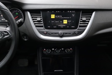 Opel 2020 Opel Grandland Plug-in Hybrid4, Salon Polska, zdjęcie 12