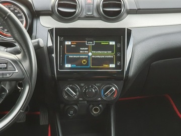 Suzuki Swift VI Hatchback Facelifting 1.2 DualJet SHVS 83KM 2021 Suzuki Swift 1.2 Benzyna 82KM 2021r Ledy Kamera, zdjęcie 35