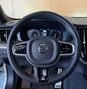 Volvo XC60 II Crossover T5 250KM 2019 Volvo XC 60 T5 R-DESIGNE salon Polska FV 23 R CARS Warszawa 2.0 Benzyna, zdjęcie 19