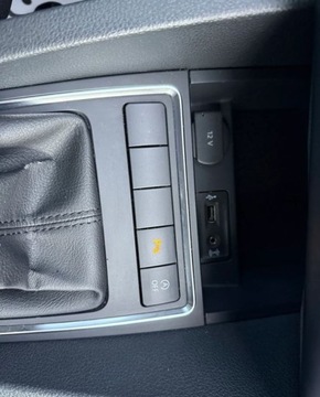 Citroen C4 Cactus Crossover Facelifting 1.2 PureTech 110KM 2018 Citroen C4 Cactus Salon Polska. Serwis w ASO, 39tys km, Kamera cofania 1.2, zdjęcie 19