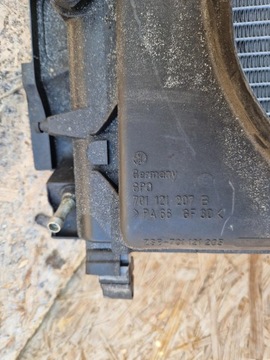 CHLADIČ VODY POUZDRO VENTILÁTORŮ VW TRANSPORTER T4