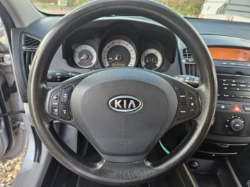 Kia Ceed I Hatchback 1.4 109KM 2009 Kia Cee'd Opłacona Zdrowa Zadbana z Klimą Po, zdjęcie 14