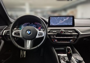 BMW Seria 5 G30-G31 Limuzyna Facelifting 2.0 518d 150KM 2022 BMW Seria 5 Salon Polska l M-Pakiet l Shadow Line l VAT23 2.0 Diesel 150KM, zdjęcie 13