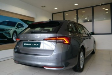 Skoda Octavia IV Liftback 1.5 TSI EVO 150KM 2026 Škoda Octavia Skoda Octavia Drive Essence Combi, zdjęcie 4
