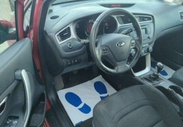 Kia Ceed II Hatchback 5d Facelifting 1.4 DOHC 100KM 2017 Kia Ceed Super przebieg Super stan Zarejestrowany 1.4 Benzyna 99KM, zdjęcie 5
