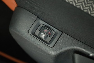 Citroen C3 III Hatchback 1.2 PureTech 110KM 2017 Citroen C3 1.2 PureTech, Salon Polska, Serwis ASO, zdjęcie 9