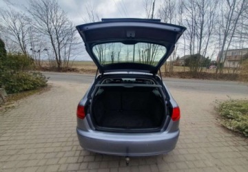 Audi A3 8P Hatchback 3d 2.0 TDI PD 140KM 2004 Audi A3 Sportback Audi A3 Sportback 2.0 TDI Ambition 2.0 Diesel 140KM, zdjęcie 7