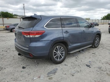 Toyota Highlander II 2019 Toyota Highlander TOYOTA HIGHLANDER SE, 2019r...., zdjęcie 2