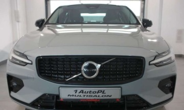 Volvo S60 III 2023 Volvo S60 Volvo S60 B5 B AWD Ultimate Dark 2.0 Hybryda 250KM, zdjęcie 1