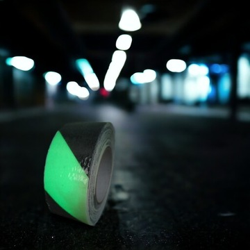 TAŚMA ANTYPOŚLIZGOWA FLUORESCENCYJNA CZARNa FOTO świecąca ostrzegawcza 5m