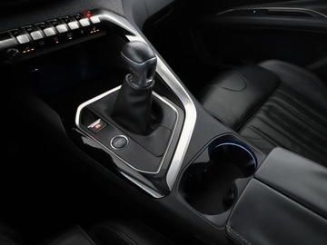 Peugeot 5008 II Crossover 1.5 BlueHDI 130KM 2018 Peugeot 5008 Allure skóra 7-os. navi kamera, zdjęcie 29