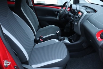 Toyota Aygo II Hatchback 3d Facelifting 1.0 VVT-i 72KM 2019 Toyota Aygo 1.0 VVT-i, Salon Polska, Serwis ASO, zdjęcie 8