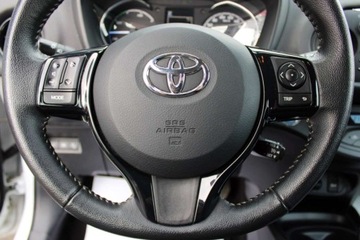 Toyota Yaris III 2018 Toyota Yaris Kamera cofania Klima auto. Ekran ..., zdjęcie 22