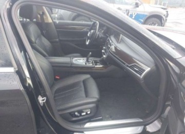 BMW Seria 7 G11-G12 2020 BMW Seria 7 2020, 3.0L, 4x4, od ubezpieczalni 3.0 Benzyna 335KM, zdjęcie 11