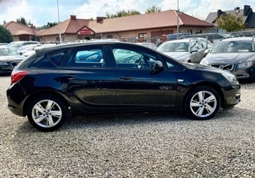 Opel Astra J GTC 1.4 Turbo ECOTEC 120KM 2014 Opel Astra 1.4 Turbo Cosmo 1.4 Benzyna 120KM, zdjęcie 4