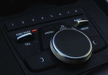 Audi A4 B9 Avant 2.0 TDI 150KM 2016 Audi A4 Avant 2.0 TDI ultra 150KM Stronicgwarancja BEZWYPADKOWA Bi Xenon, zdjęcie 29