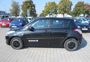 Suzuki Swift V Hatchback 5d 1.2 VVT 94KM 2011 Suzuki Swift Suzuki Swift V 1.2 Benzyna 94 KM 1.2 Benzyna 94KM, zdjęcie 7