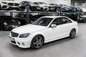 Mercedes Klasa C W204 Limuzyna AMG 63 AMG 457KM 2009 Mercedes C 63 AMG Stan Idealny. Bezwypadkowy. ASO., zdjęcie 1