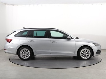 Skoda Octavia IV Kombi 2.0 TDI 115KM 2021 Skoda Octavia 2.0 TDI, Salon Polska, zdjęcie 5