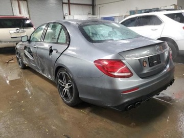 Mercedes Klasa E W213 2019 Mercedes-Benz Klasa E 2019, 3.0L, 4x4, 53 AMG, od ubezpieczalni 3.0 Benzyna, zdjęcie 2