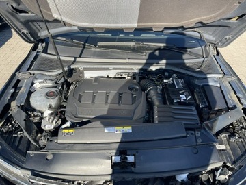 Volkswagen Passat B8 Variant Facelifting 2.0 TDI SCR 200KM 2022 Volkswagen Passat 4 Motion Skóra Klimatronik, zdjęcie 12