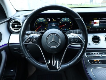 Mercedes Klasa E W213 2020 Mercedes E E 200, Salon Polska, Serwis ASO, zdjęcie 19