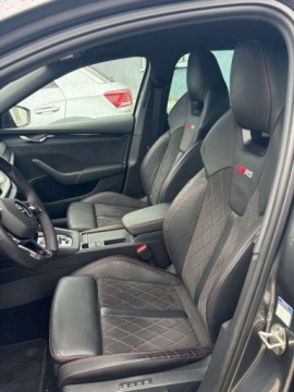 Skoda Octavia IV RS Kombi 2.0 TSI 245KM 2022 Skoda Octavia RS 2.0 TSI 245KM DSG Matrix DCC ACC FV23 2.0 Benzyna, zdjęcie 24