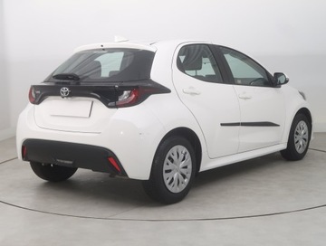 Toyota Yaris IV Hatchback 1.5 Dynamic Force 125KM 2022 Toyota Yaris 1.5 VVT-i, Salon Polska, zdjęcie 4